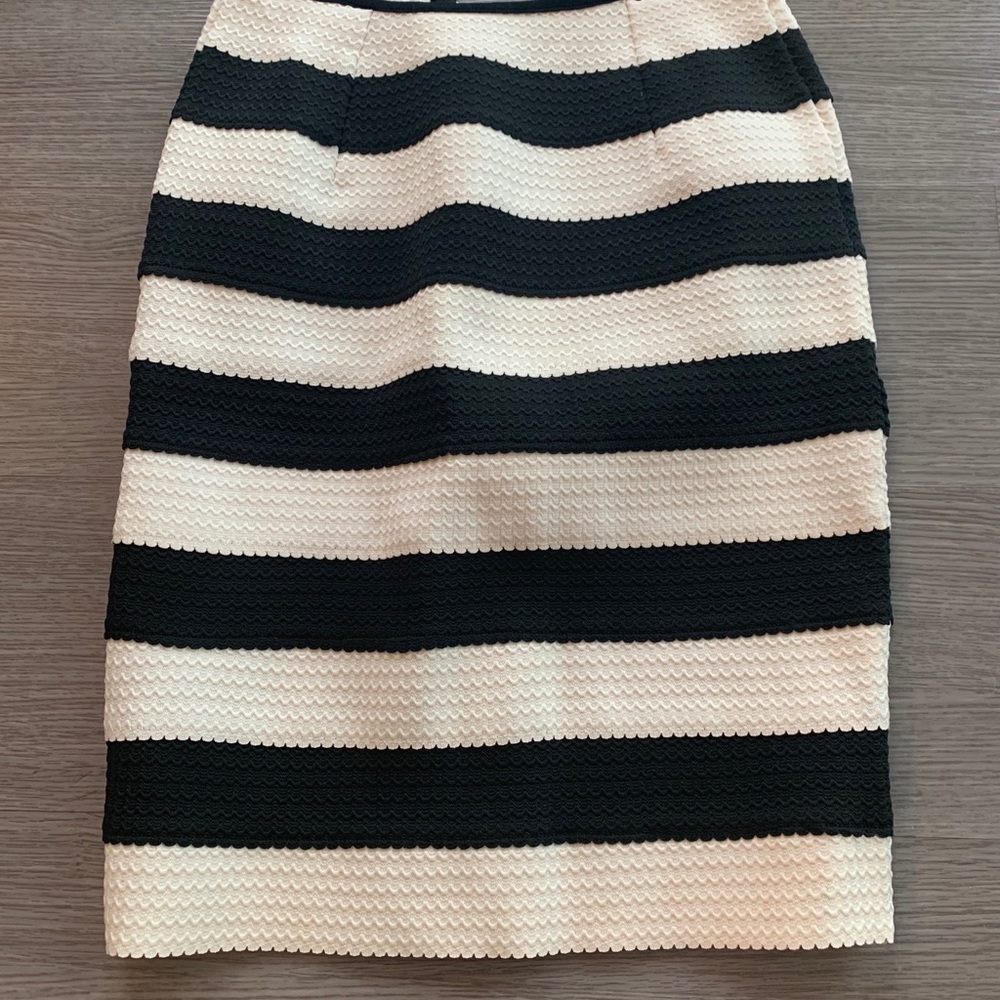 Double Zero pencil skirt